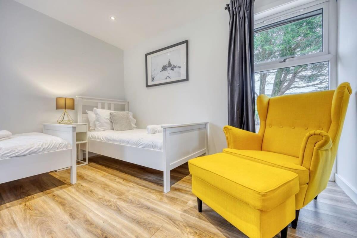 New Build Lodge With Stunning Views Of Loch Awe Hayfield  Buitenkant foto