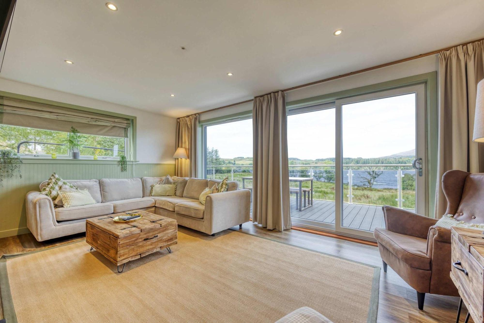 New Build Lodge With Stunning Views Of Loch Awe Hayfield  Buitenkant foto